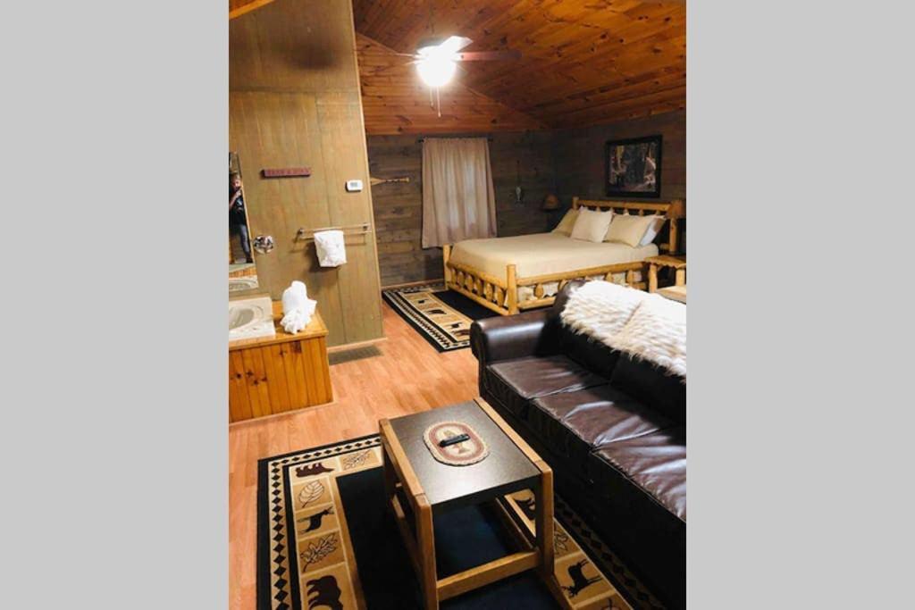 The Fishing Hole Cabin - Sage Vacations Gatlinburg Esterno foto
