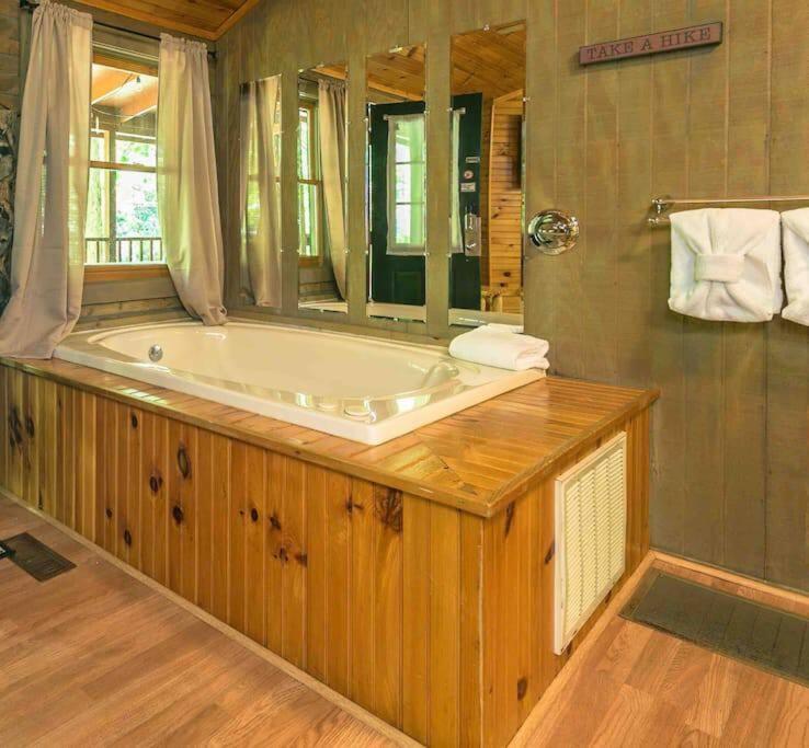 The Fishing Hole Cabin - Sage Vacations Gatlinburg Esterno foto