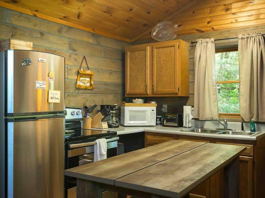 The Fishing Hole Cabin - Sage Vacations Gatlinburg Esterno foto