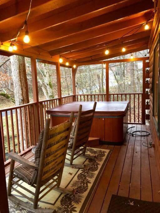 The Fishing Hole Cabin - Sage Vacations Gatlinburg Esterno foto